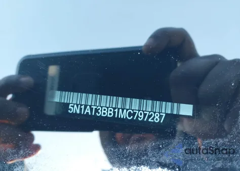 2021 Nissan Rogue Sv Intelligent Awd z USA, uszkodzony, nr VIN 5N1AT3BB1MC797287